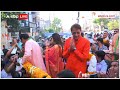 BJP से प्रत्याशी Arun Govil के रोड शो में लगाए श्री राम के नारे, व्यपारी के गायब हो गए 36 हजार ! |  - 02:42 min - News - Video