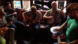 Love Canon in Dublin: ZZ Top &quot;Legs&quot; (Bluegrass Cover)