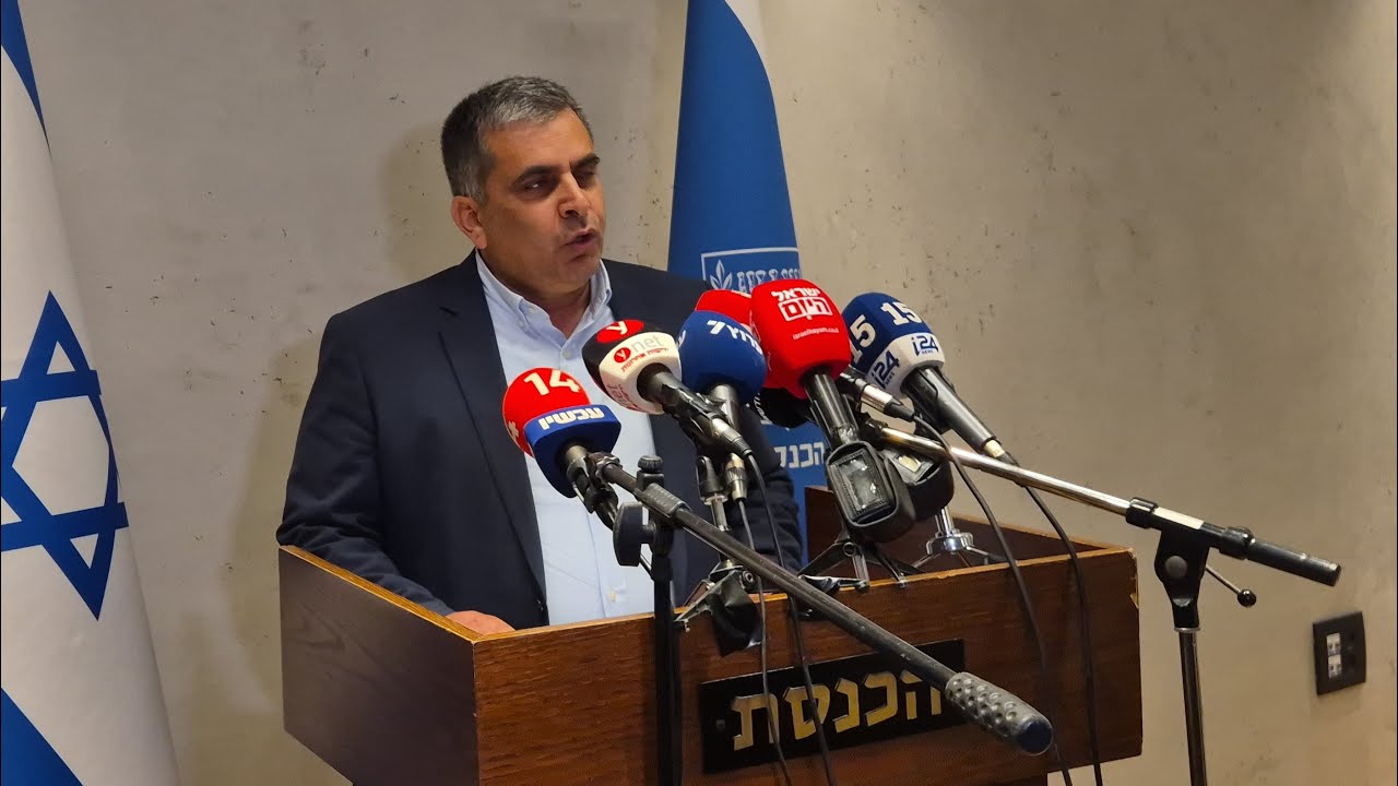 השר סופר הודיע: 