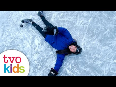 ICE HOCKEY WITH MONICA AND MAX | TVOkids