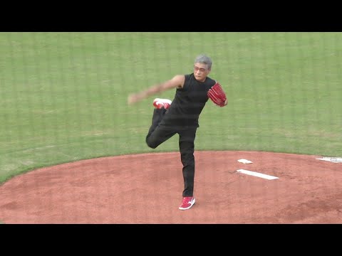 2025年 ピースナイター 吉川晃司さん始球式