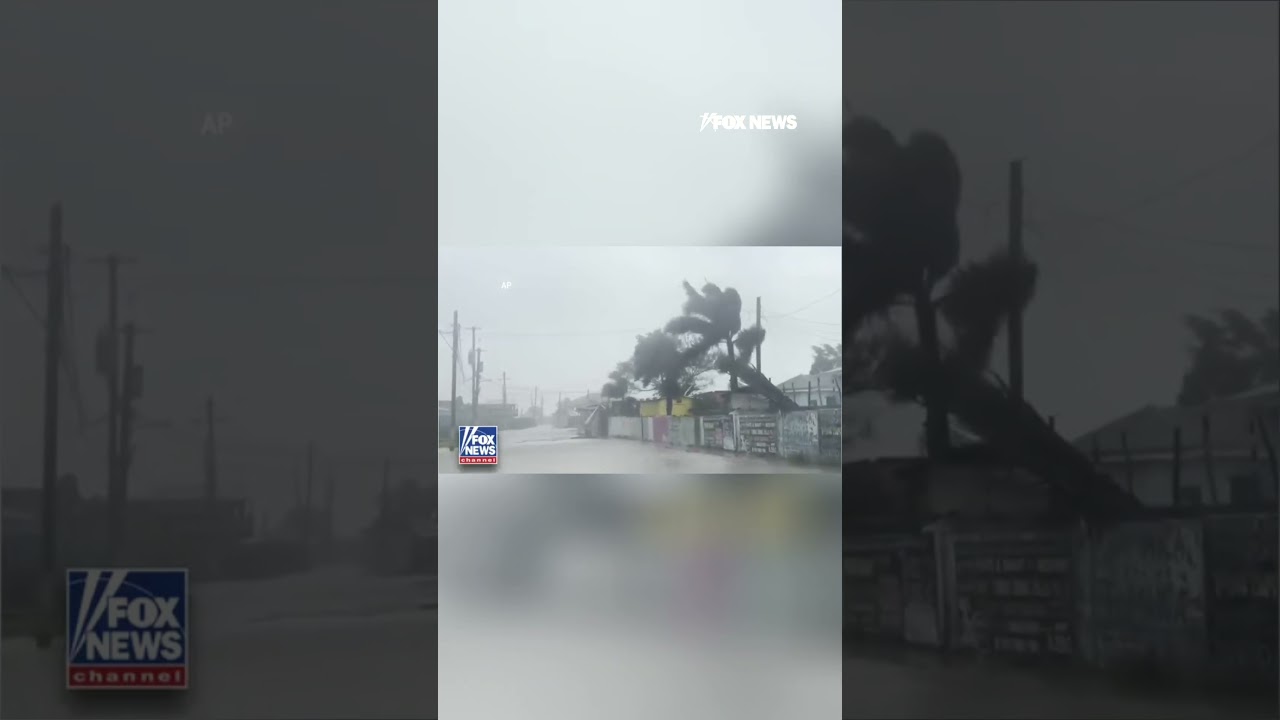 SEE IT: Streets in Kingston, Jamaica, flood after Hurricane Melissa makes landfall #shorts #foxnews