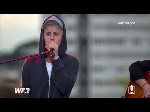 Justin Bieber singing Boyfriend acoustic on the World Famous Rooftop in Australia, September 28 2015