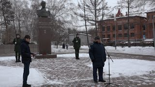 В Омске почтили память генерала Дмитрия Карбышева
