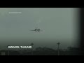 Plane believed to carry WikiLeaks founder Julian Assange arrives in Bangkok - 00:34 min - News - Video