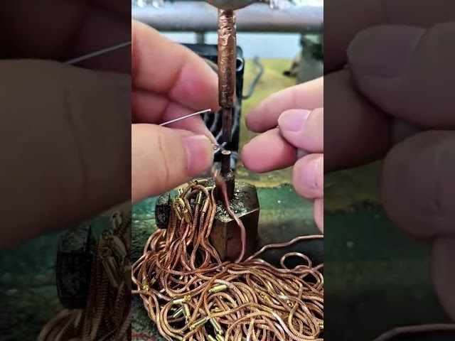 Gold necklace welding process