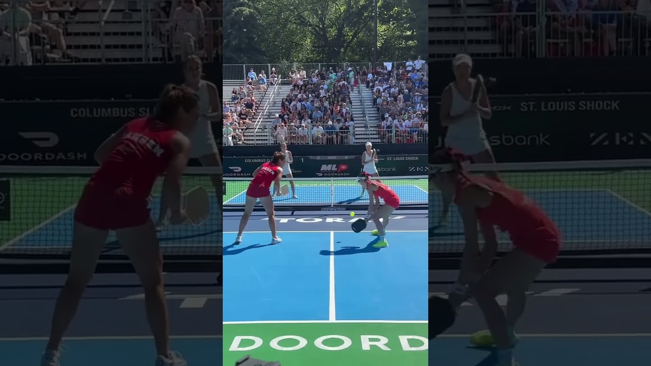 THIS is women’s pro pickleball 🙌........🎥: @MajorLeaguePickleball #shorts #franklinpickleball