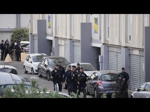 Μασσαλία: Μαζική αστυνομική επιχείρηση κατά της διακίνησης ναρκωτικών…
