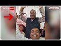 Sanjay Nishad Viral Video: कभी आरती..तो कभी डांस..यूपी सरकार में मंत्री फिर वायरल | ABP News  - 01:50 min - News - Video