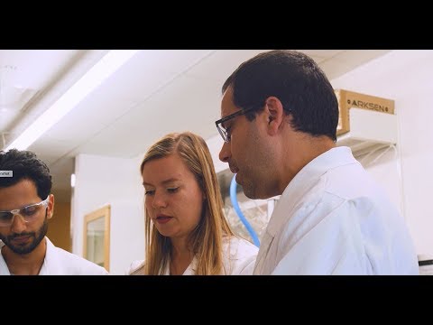 Carnegie Mellon BME/MSE’s Tzahi Cohen-Karni explains how his research group studies communication in cells by tracking electrical signals with 3D self-rolling biosensors instead of flat 2D ones. Carnegie Mellon BME/MSE’s Tzahi Cohen-Karni explains how his research group studies communication in cells by tracking electrical signals with 3D self-rolling biosensors instead of flat 2D ones.