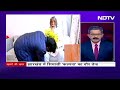 Hemant Soren की पत्नी संभालेंगी Jharkhand के मुख्यमंत्री का पद? | Khabron Ki Khabar  - 18:27 min - News - Video