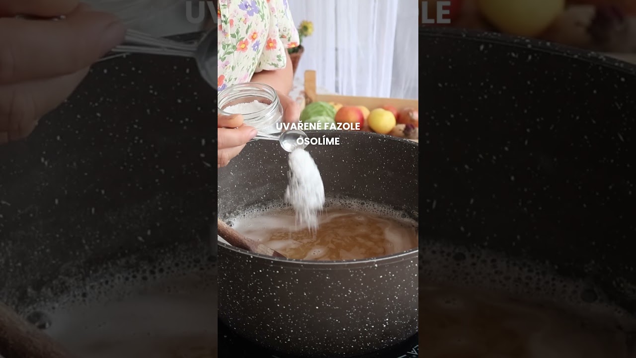 Bílá fazolová polévka v chladných dnech zahřeje, ale také zasytí #toprecepty #foodie