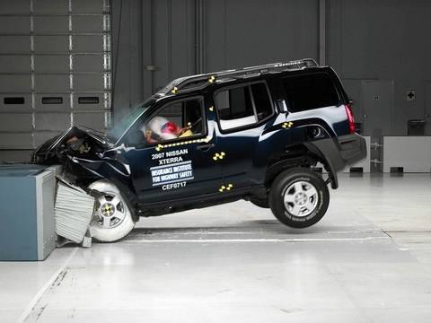 ვიდეო ავარიის ტესტი Nissan X-Trail 2007 წლიდან