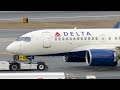 Economic turbulence shakes US airlines | Reuters