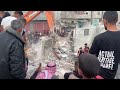 Israeli strikes on southern Gaza city of Rafah kill 18, mostly children, as US advances aid package  - 01:00 min - News - Video