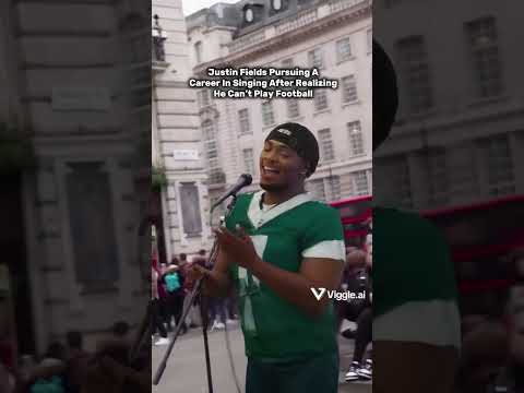 Justin Fields Realizes He Can’t Play Football💔