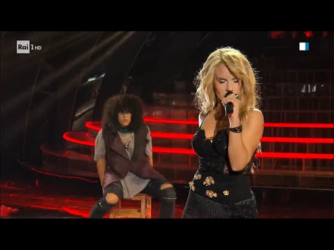 Ilaria Mongiovì - "Shakira" canta "Objection (tango)" - Tale e Quale Show 20/10/2023