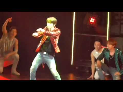 150403 D&E2ndTourJP Day1- Donghae sexy dance