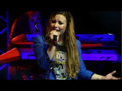 Demi Lovato - Together (Rio de Janeiro - 19.04.2012)