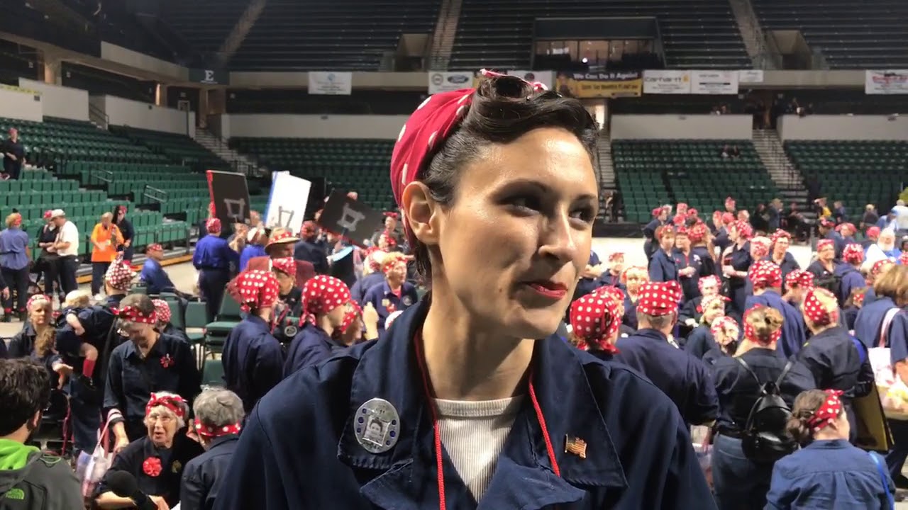 World Record Set For The Most People Dressed As ‘Rosie the Riveter’