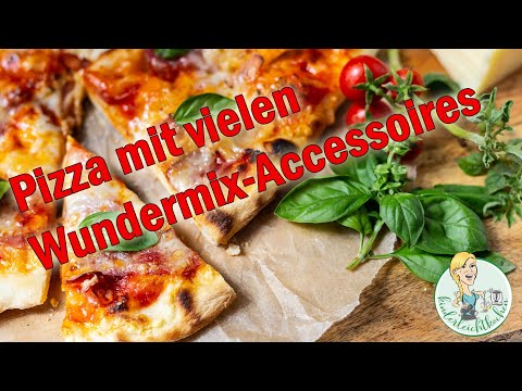 Pizza mit vielen praktischen Wundermix-Accessoires