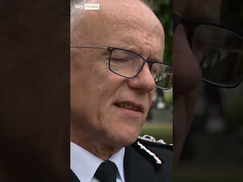 'We're in difficult times', Met Police chief says