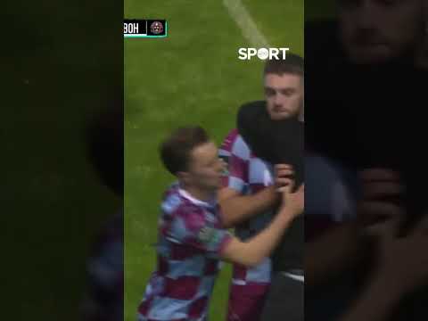 And Drogheda respond! Kareem powers a header into the bottom left to make it 1-1!