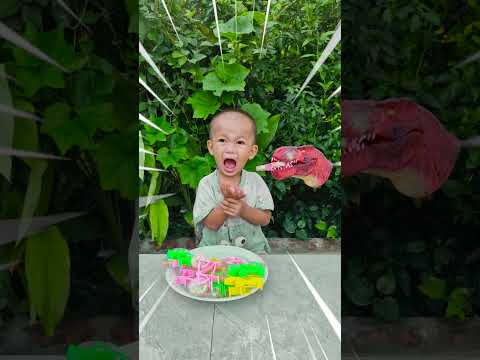cute baby and dinosaur! p46 🦖🤣👶