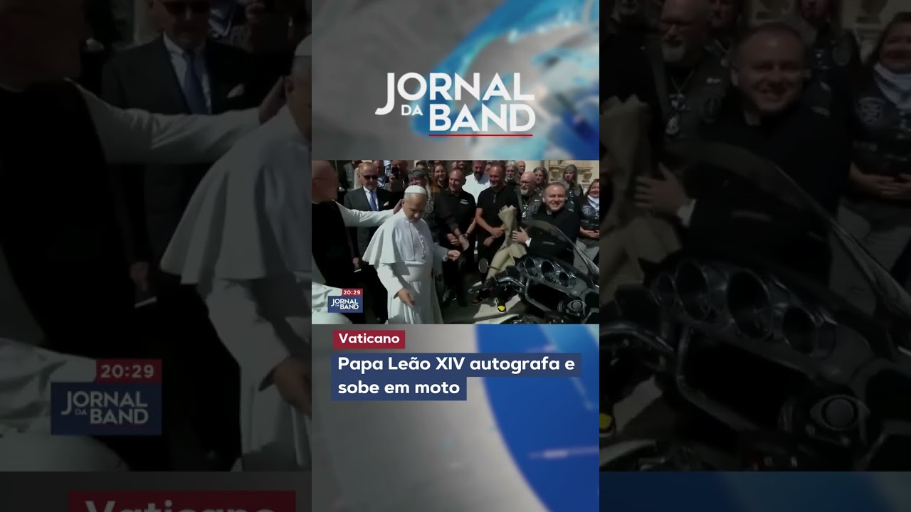 Papa Leão XIV autografa e sobe em moto no Vaticano