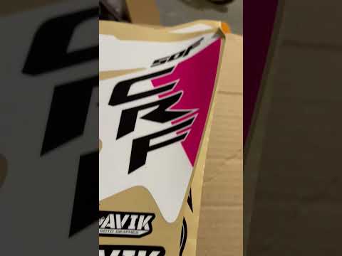 “Daddy, can u make my dirt bike white & pink?”