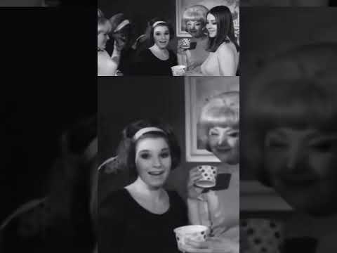 A shimmy a day 🎬 Batwoman #1960s