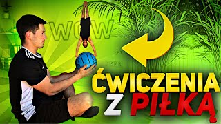 W części drugiej zademonstruję ogólnorozwojowe ćwiczenia z piłką w siadzie, leżeniu tyłem oraz w pod