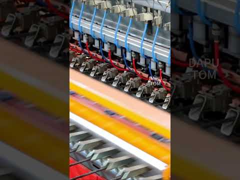 Reinforcing mesh welding machine