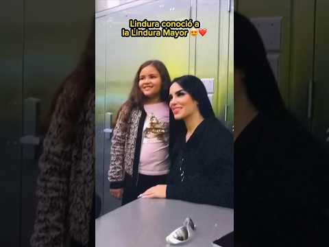 KIMBERLY CANTANDO Y SE ENCUENTRA A UNA LINDURA 😅❤️ | #jukilop #shorts #kimberlyloaiza