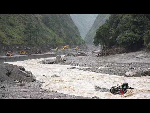 Live: Rescue ramps up after mudslide at China-Nepal border - Ep.2