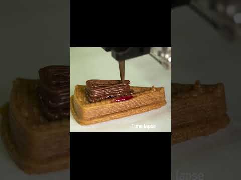 Would you eat this 3D printed cake?