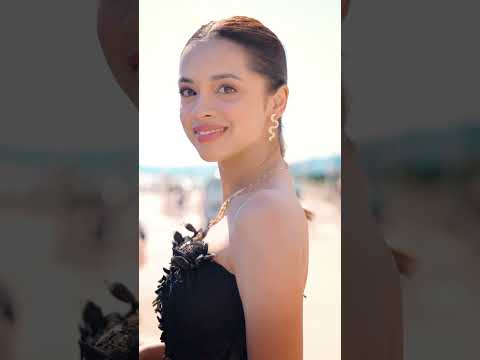 A moment of magic at Cannes✨ Feeling every bit the princess in this dreamy look @caratlane