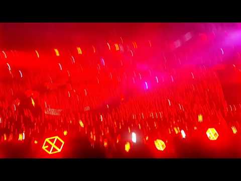 소리주의 Sound caution ) 160730 엑소디움 EXO'rDIUM 렛앗비 넘어가는 부분