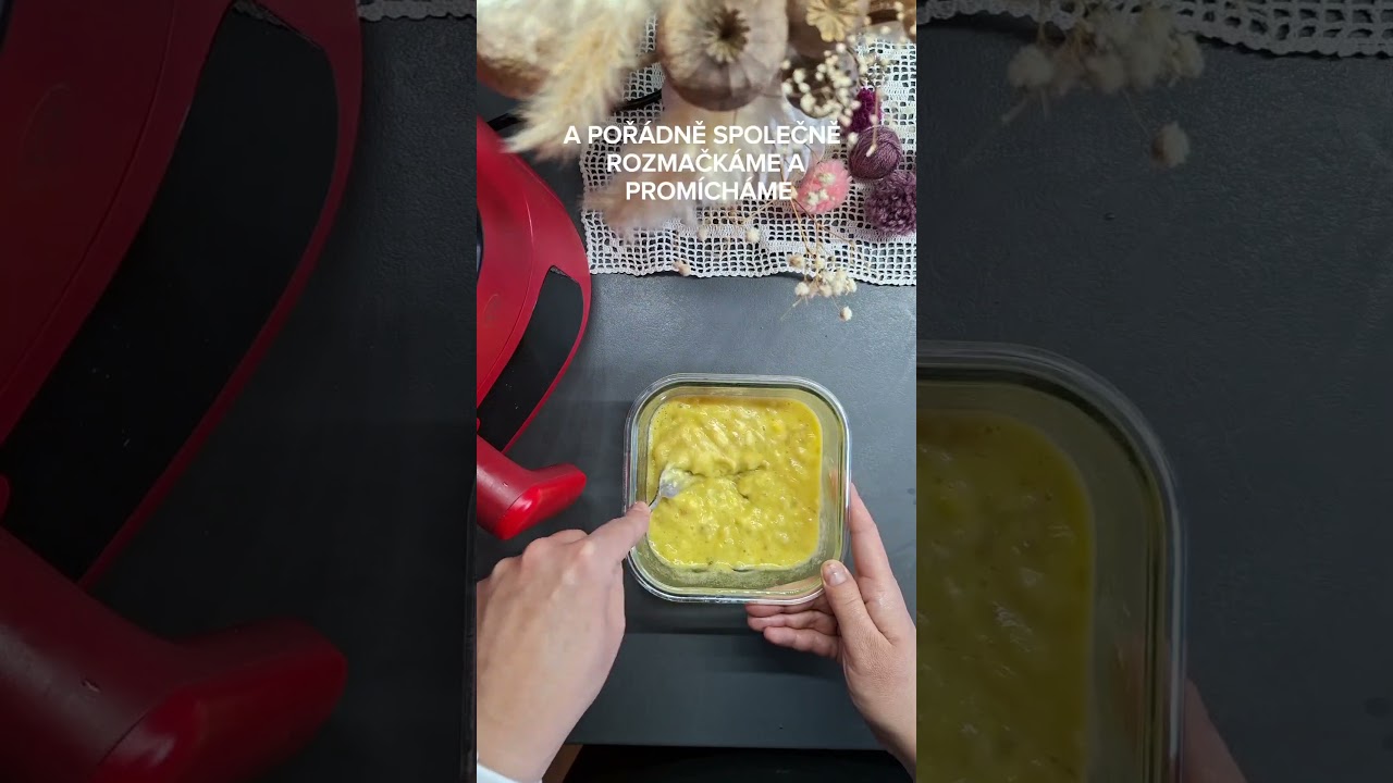 Jen 3 suroviny a chutné banánové brownies jsou na stole
