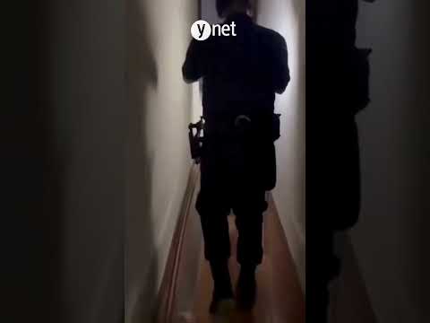 אזוקה למיטה במשך ימים: צעירה חולצה לאחר שבן זוגה לשעבר החזיק אותה בביתו