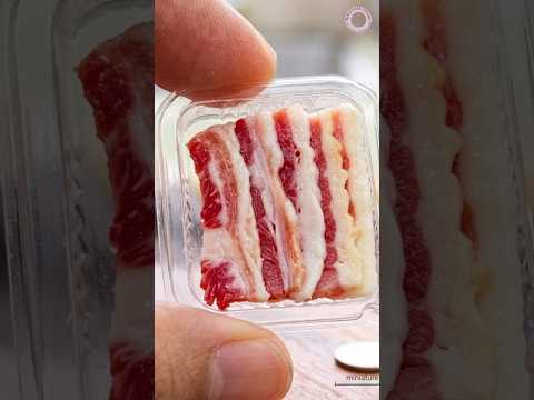 CHOPPING MINIATURE BACON #asmr #miniaturecusina #foodart