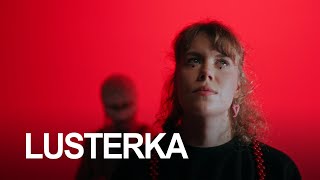Sw@da x Niczos - Lusterka (Live Performance)