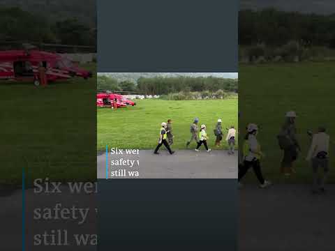 Taiwan rescues quarry workers trapped in the mountains in wake of earthquake | DW News