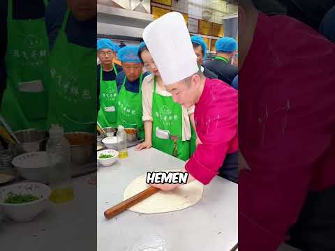 Şefin Sihirli Dokunuşuyla Hamur Kusursuz Açıldı.. 👏✨