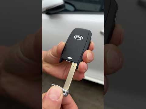 Car Key Battery Dead? Try This Simple Trick