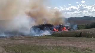 Corpo de Bombeiros de Jaguarão combate incêndio em plantação de soja na zona rural de Herval
