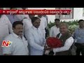 CM KCR meets union Steel Minister Narendra Singh Tomar