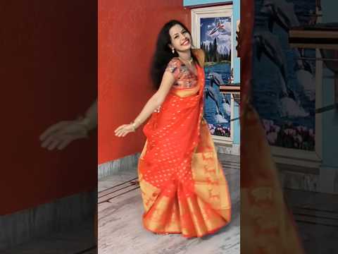 Ailo Uma Barite 🙏❤️  #shorts #durgamaa #durgapuja #bengali #dance #youtubeshorts