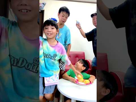 あれなんだ？ 😂😂😂 #shorts #funny #Subscribe