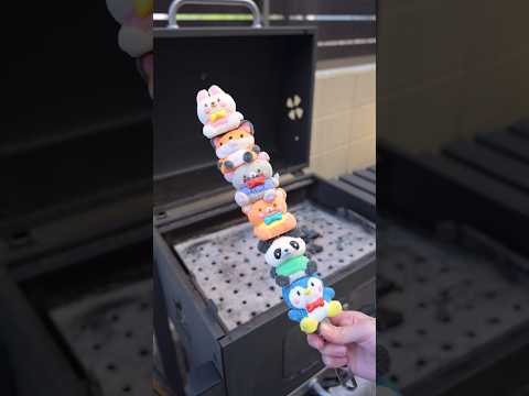 カワイイが渋滞しているマシュマロを丸焼きにしてみた!#shorts